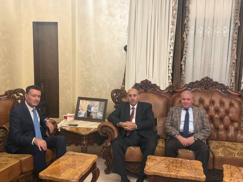 القاضي وعطية يزوران الصفدي 