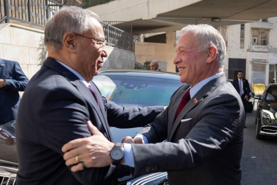 الملك يزور المجلس القضائي الأردني 