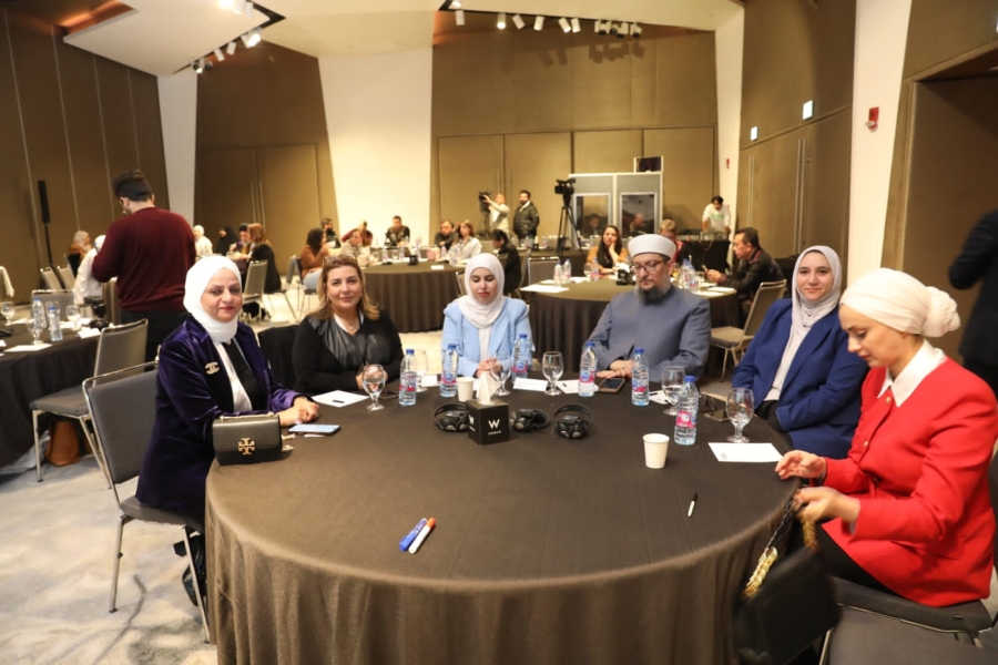 الوزيرة بنى مصطفى ترعى انطلاق ملتقى التبادل الإقليمي العربي الآسيوي للحوار وبناء السلام (صور)