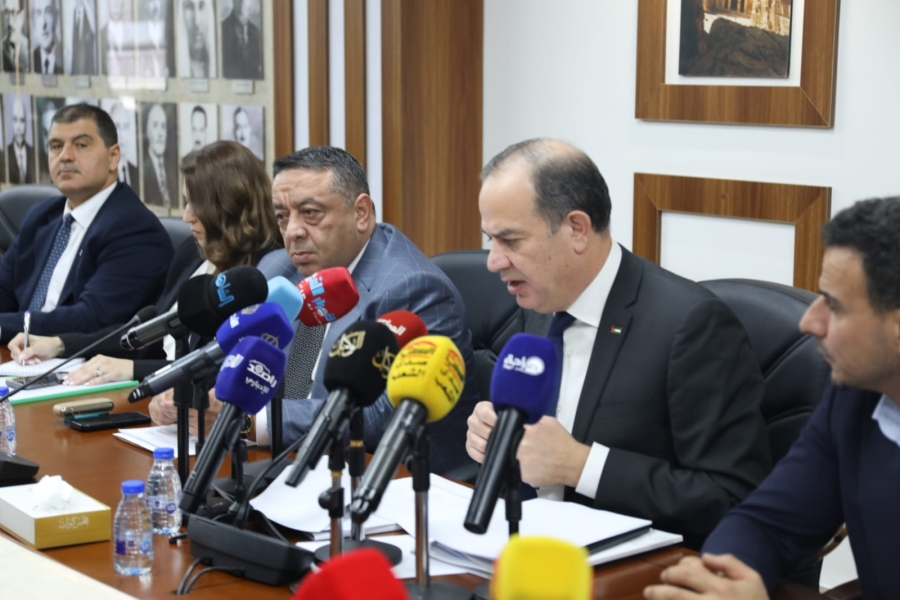 “المالية النيابية” تناقش موازنات الاقتصاد الرقمي والبريد الاردني والاتصالات والأمن السيبراني 