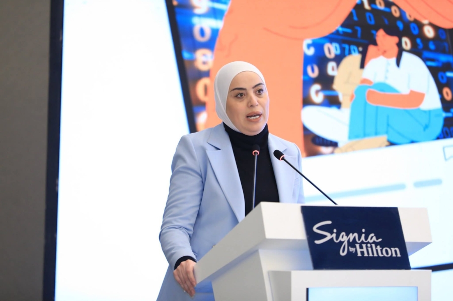 الوزيرة بني مصطفى ترعى أعمال الجلسة النقاشية 