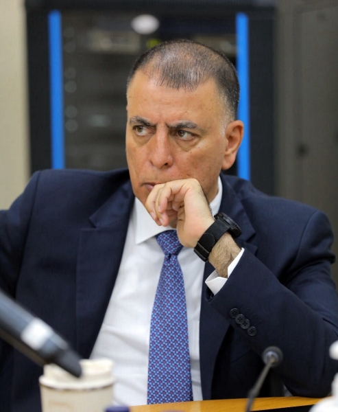 وزير الداخلية يوعز بالإفراج عن (453) موقوفا إداريا