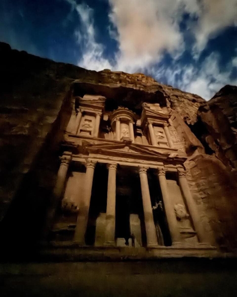 رصد ظاهرة فلكية نادرة في البترا