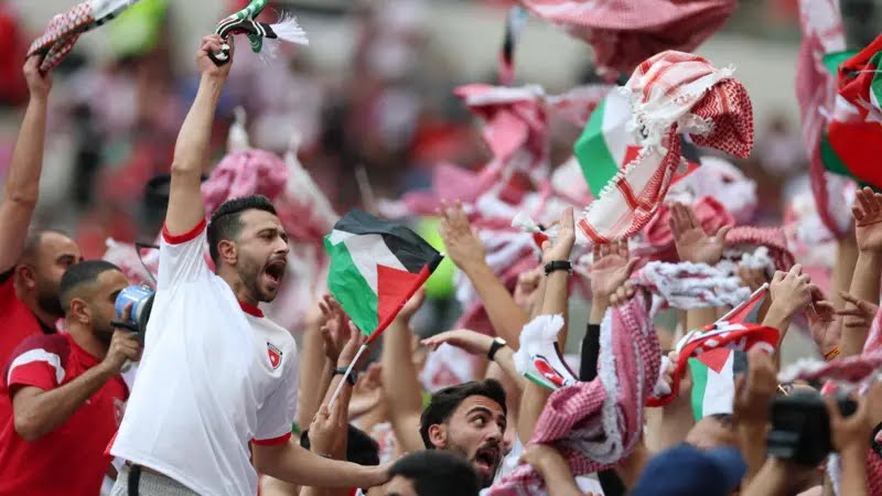 الأردن يضمن التأهل للدور الثاني من كأس العرب بعد الفوز على الكويت