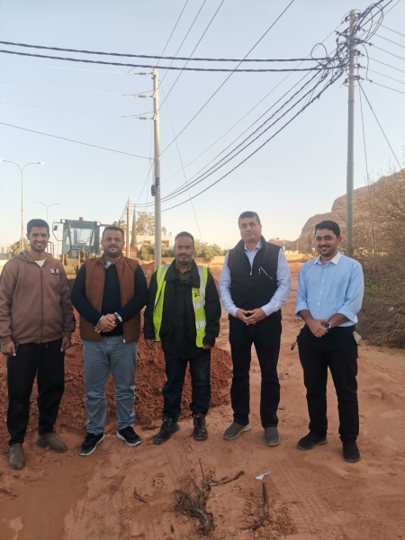 جولة لمحافظ العقبة على قرى قضاء الديسة