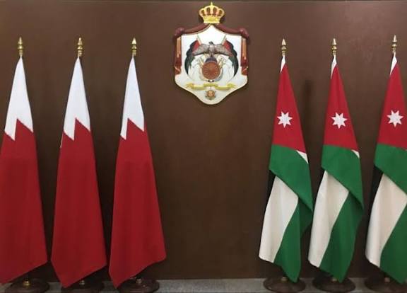 الملك يهنئ العاهل البحريني باليوم الوطني لبلاده وذكرى جلوسه على العرش