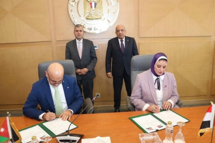 تجديد اتفاقية تبادل الطاقة الكهربائية بين الأردن ومصر