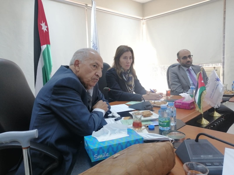 رئيس المجمع يزور المركز الوطني لحقوق الإنسان 