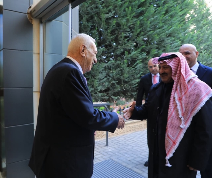 مستشار الملك يحاضر في جامعة الشرق الأوسط (صور)