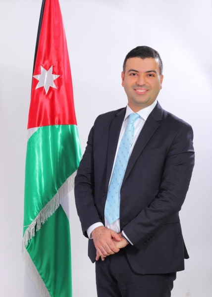 ترقية الأستاذ الدكتور الخصاونة في جامعة الحسين التقنية