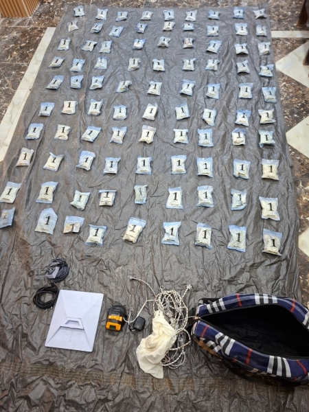 احباط تهريب مخدرات محملة بواسطة بالونات 