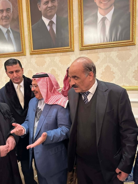 مستشار الملك يلتقي شوابكة مادبا (صور)