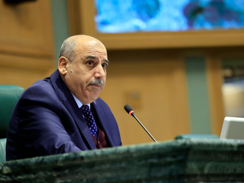 القاضي يهنىء بعيد ميلاد الملك