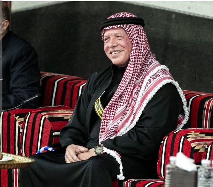 الملك يلتقي هؤلاء (اسماء)