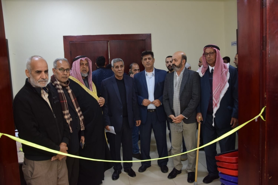 صالة ملابس لبنك الملابس الخيري في الشونة الشمالية