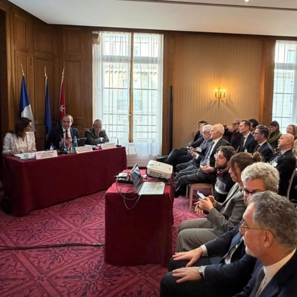 وفد وزاري أردني يقود حراكاً استثمارياً مكثفاً في باريس 