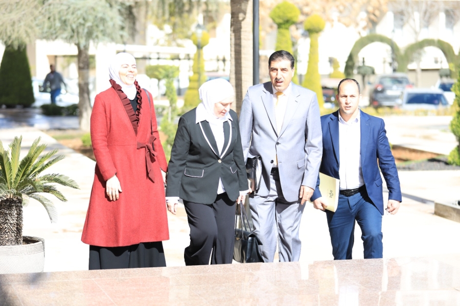 مجلس النواب قبل بدء الجلسة اليوم 