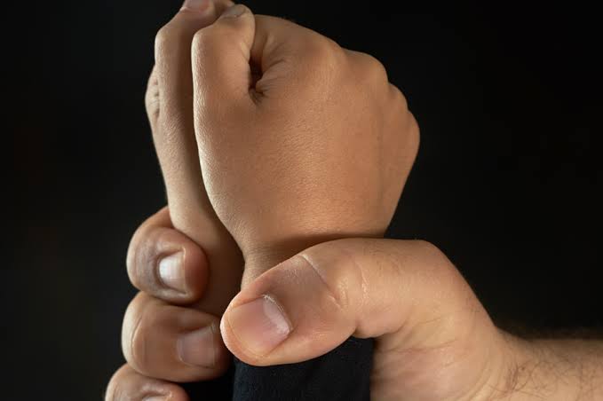 قتل ابنه الحدث بإدارة راضة في الرصيفة