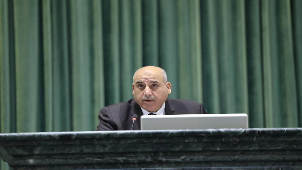 القاضي: النواب يتعامل بمسؤولية مع قانون الضمان الاجتماعي