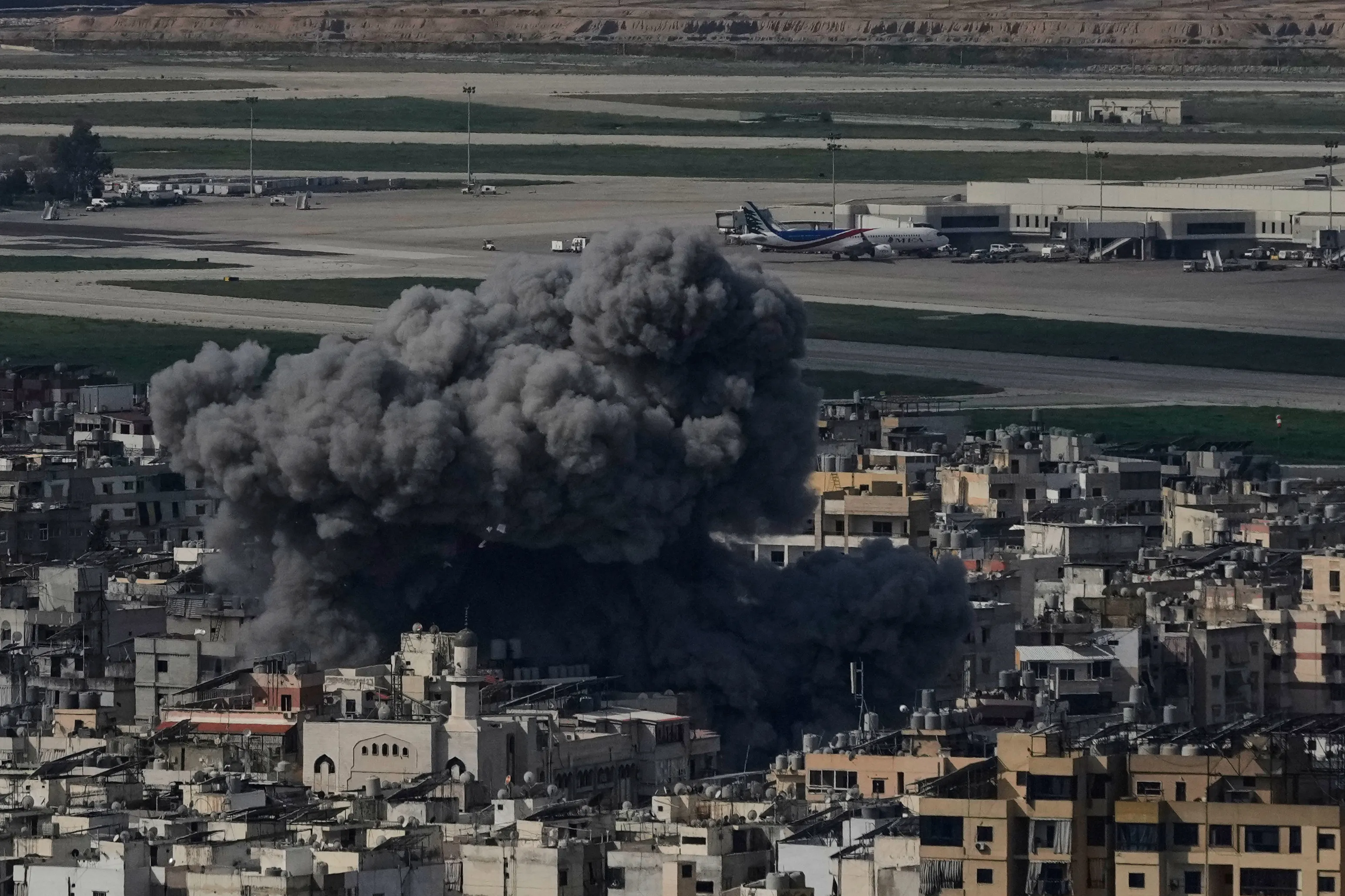 اقتصاد القلق: كيف تعيد الحرب على ايران ترتيب اولويات الانفاق؟