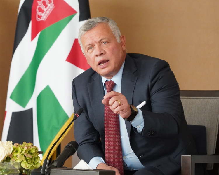 الملك يتلقى أربعة اتصالات من هؤلاء القادة