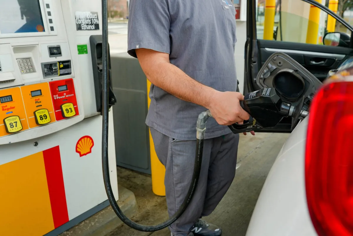 امريكا ارتفاع قياسي لاسعار البنزين والديزل يثير قلق المستهلكين