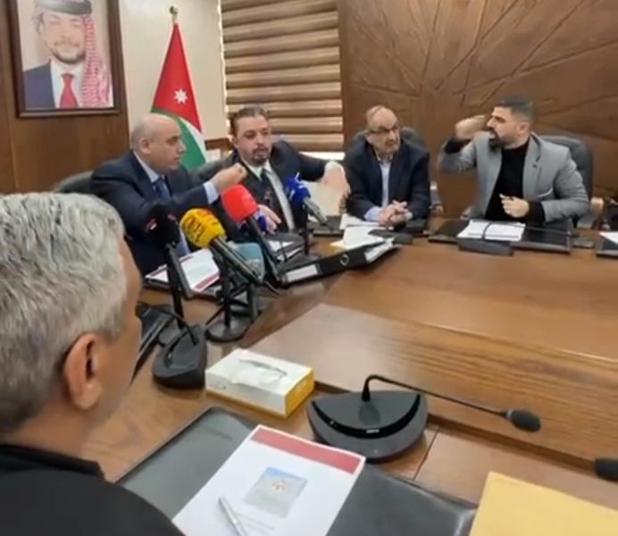 مشادة كلامية بين رئيس مجلس النواب و النائب ربيحات