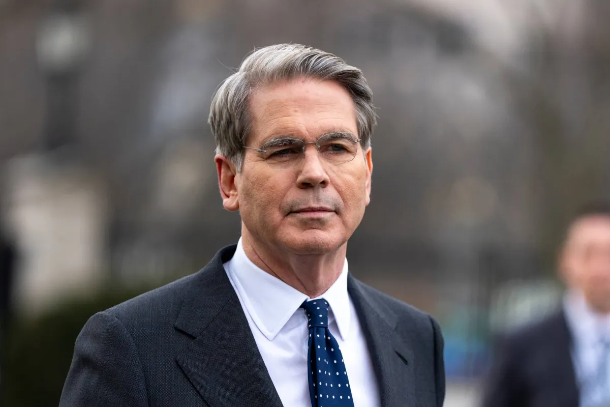 الخزانة الامريكية ترخص شراء النفط الروسي العالق مؤقتا