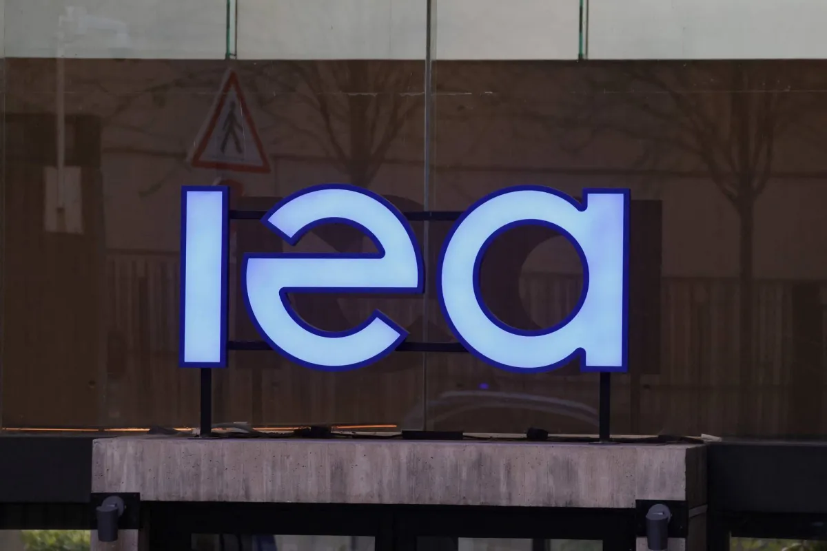 وكالة الطاقة الدولية تكشف تفاصيل سحب النفط من الاحتياطات