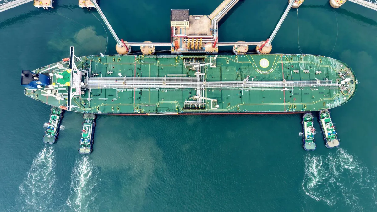 صدمة اسعار النفط تهز اسواق اسيا