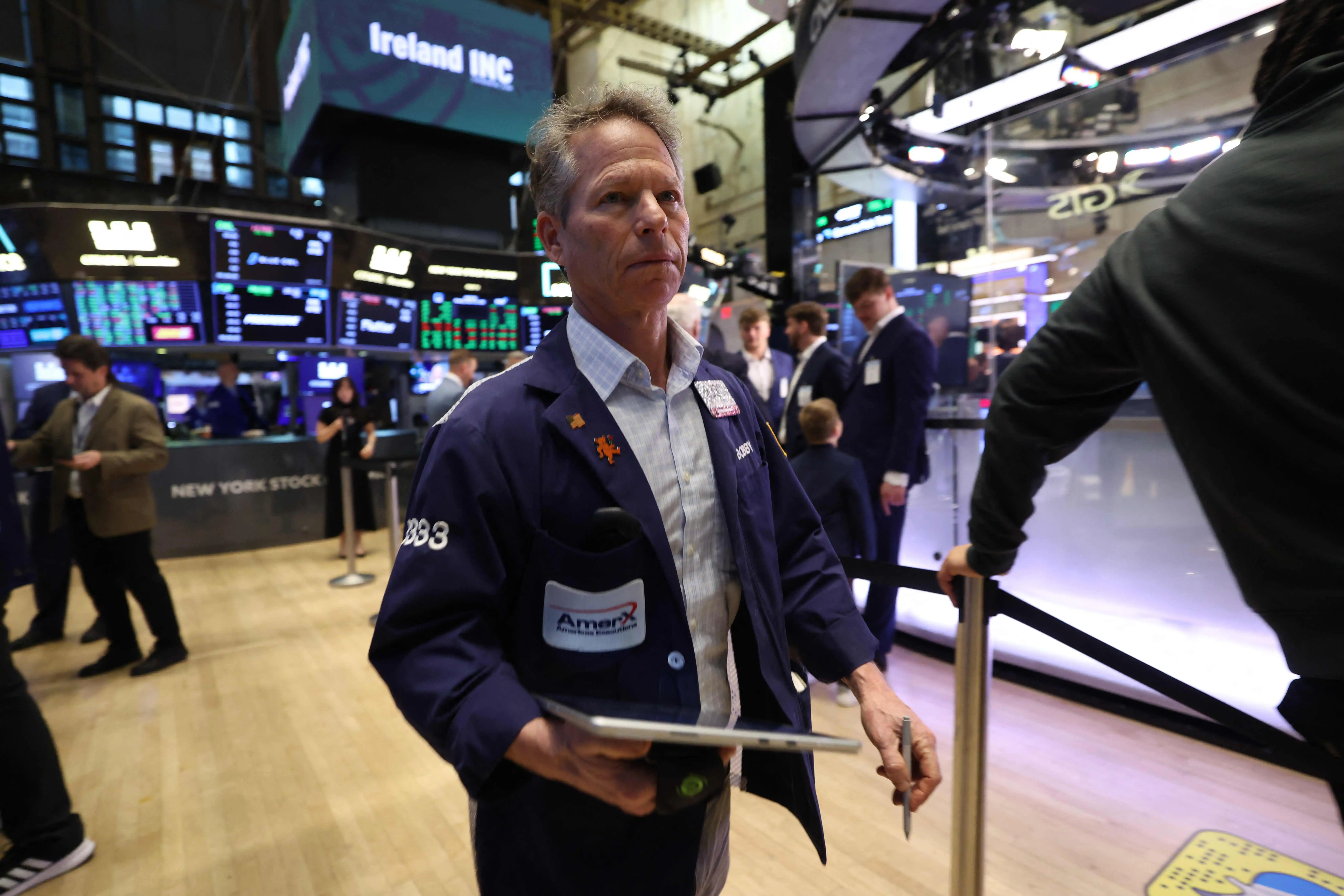 وول ستريت تنتعش بدعم التكنولوجيا وتراجع اسعار النفط