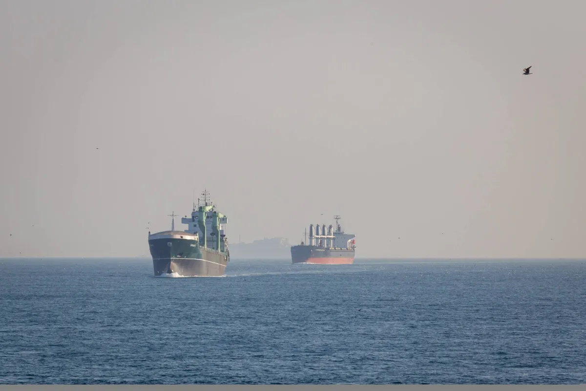 شركة ملاحة فرنسية تطلق ممرات برية عبر السعودية والامارات لتجاوز هرمز