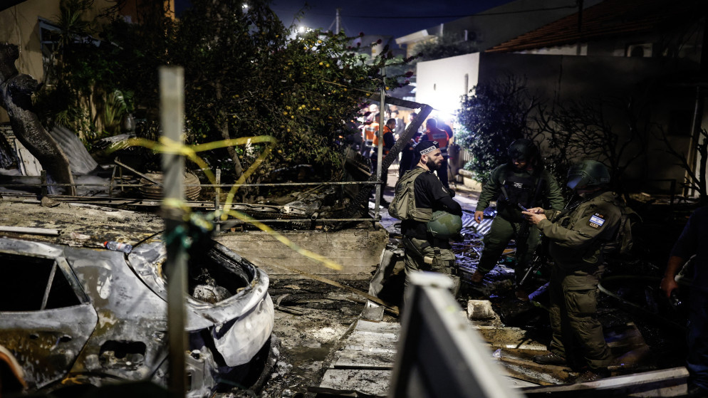 قتلى واصابات ودمار في تل ابيب بعد هجوم صاروخي