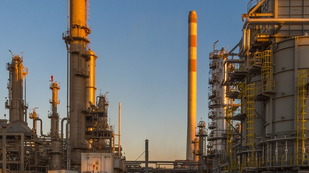 سقوط مسيرة في مصفاة سامرف بينبع وتقييم الاضرار