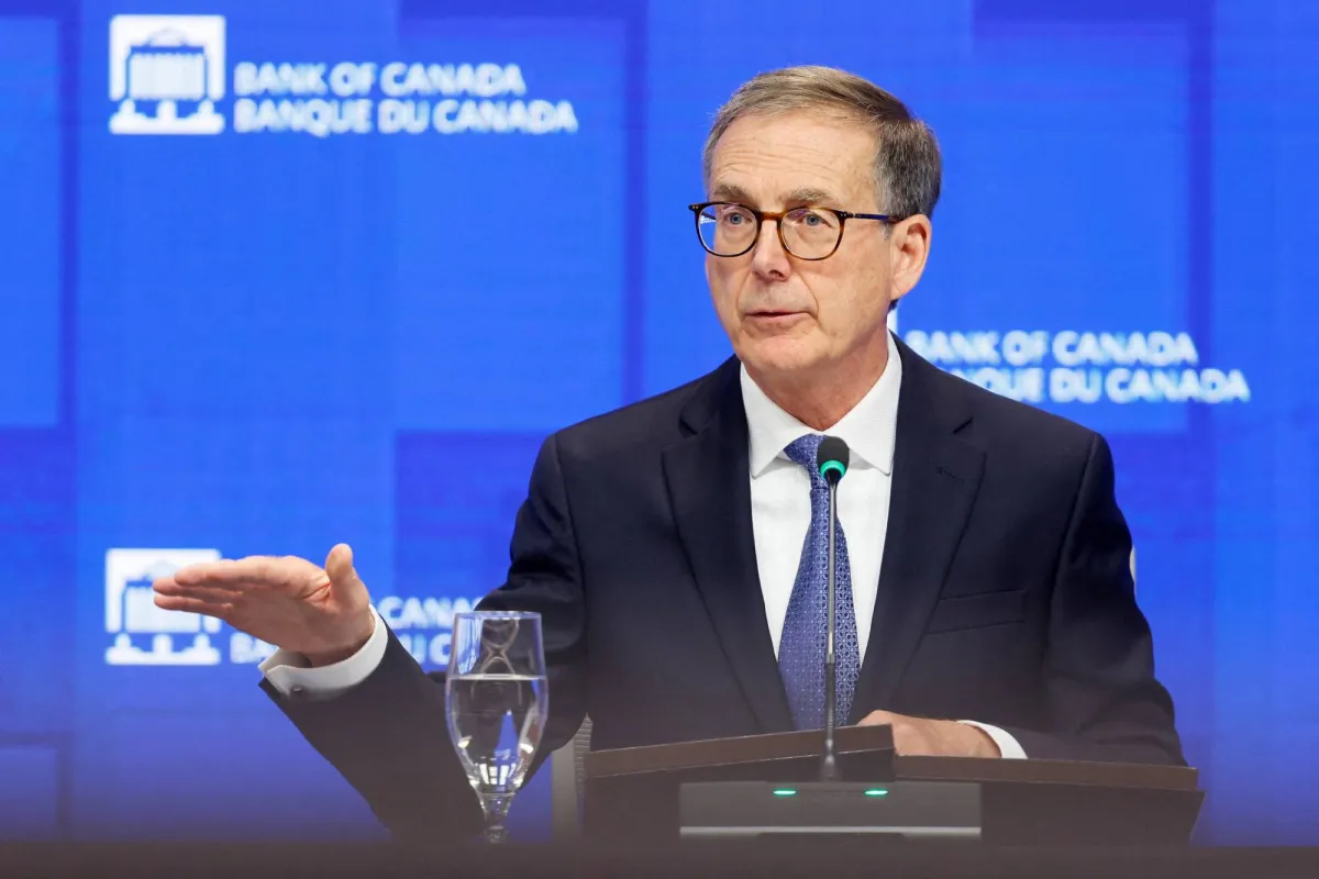 المركزي الكندي يثبت الفائدة ويحذر من تضخم بسبب ايران