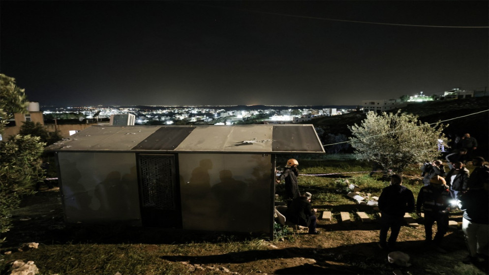 سقوط شظايا صاروخية في الاراضي الفلسطينية وتحذيرات من الشرطة