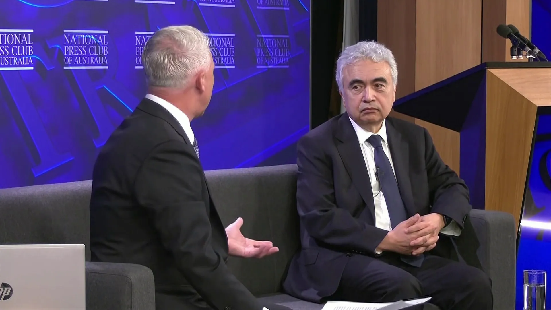 مدير الطاقة يحذر: ازمة عالمية تتجاوز النفط والغاز