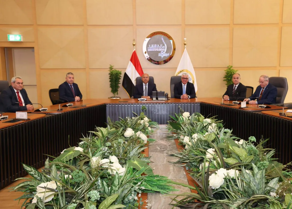 مصر تسرع تطوير ميناء السخنة وسط اضطرابات هرمز