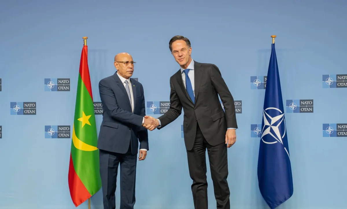 الرئيس الموريتاني يبحث التعاون مع الناتو في بروكسل