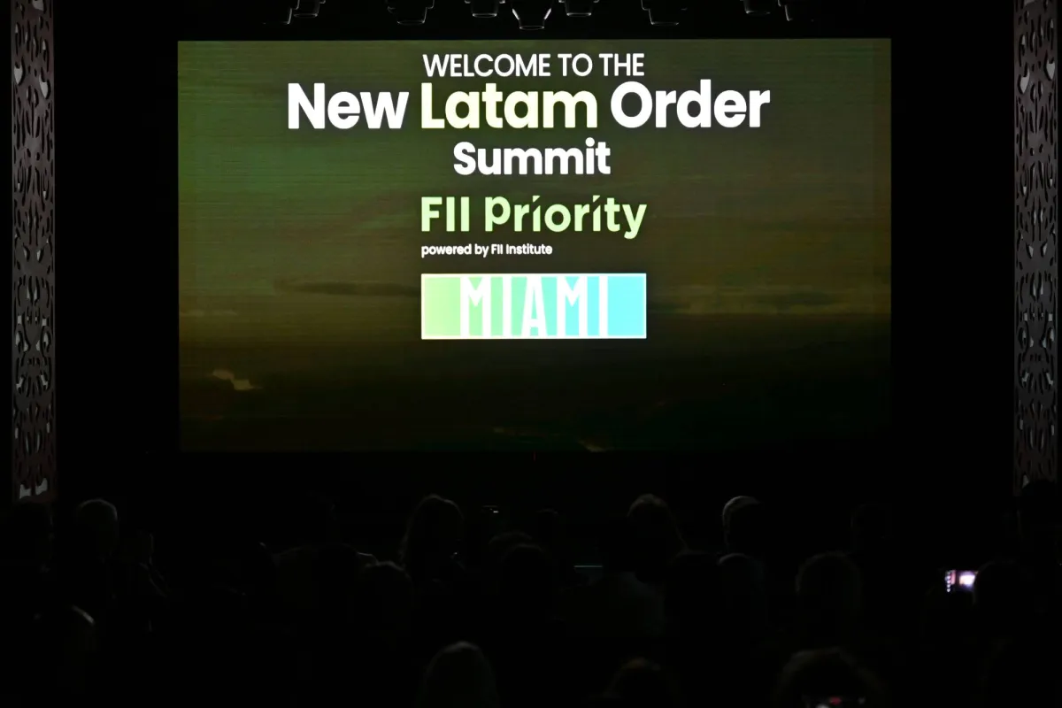 الجدعان يؤكد: الاقتصاد السعودي مرن وقادر على مواجهة الأزمات في قمة ميامي