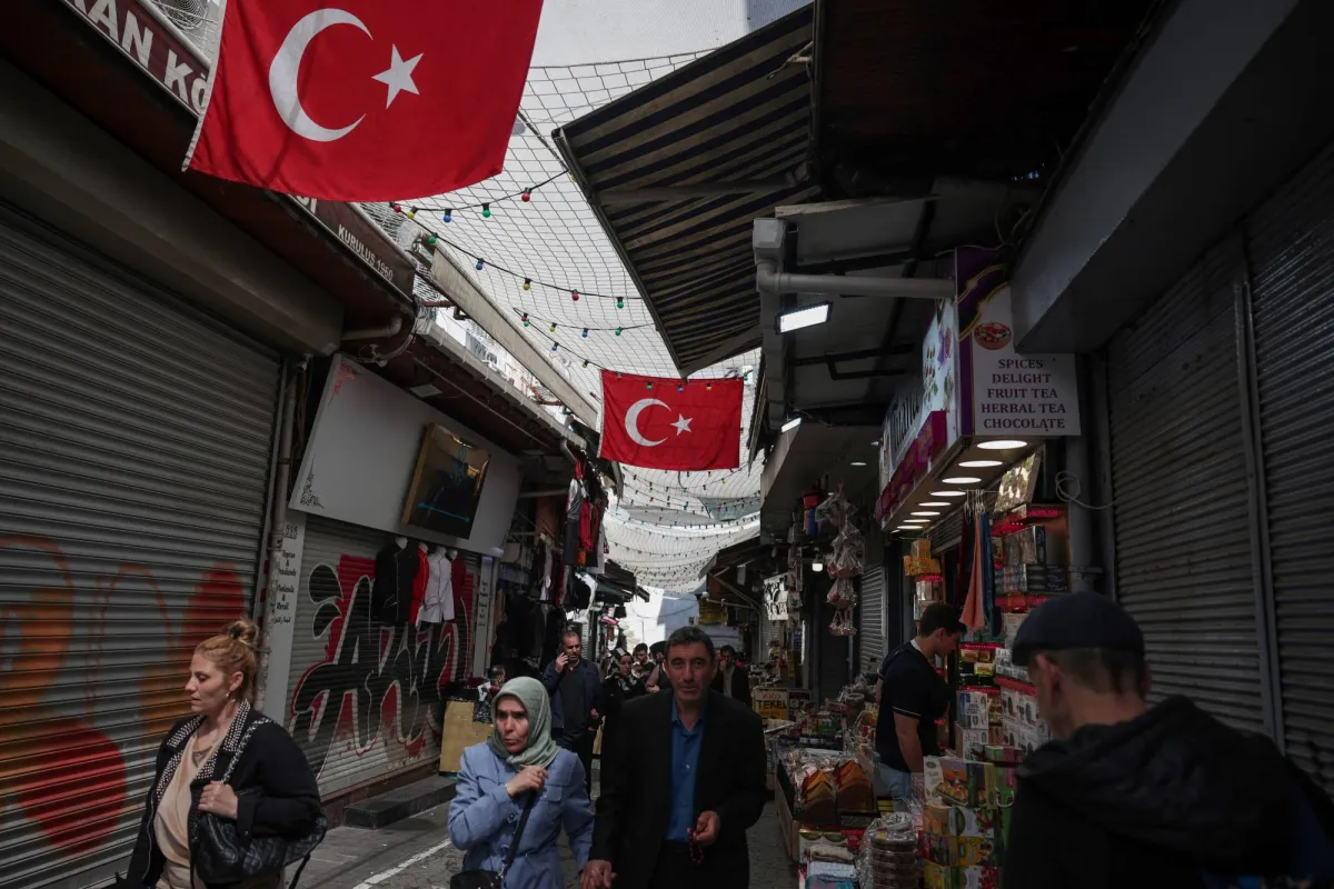 التعاون الاقتصادي والتنمية ترفع توقعات التضخم في تركيا