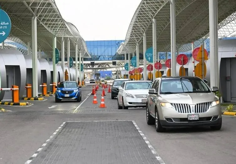 السعودية تعزز التجارة بمنظومة ربط تتجاوز مضيق هرمز