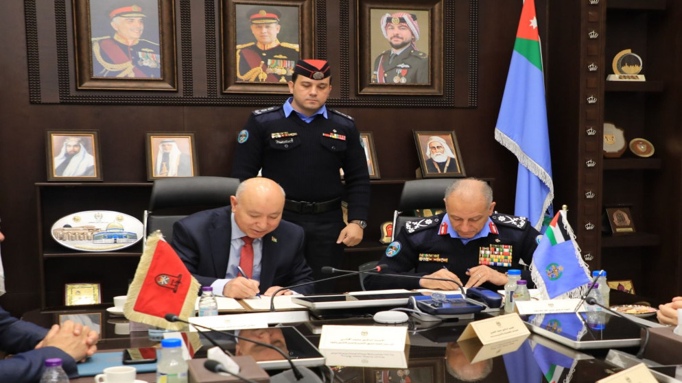 الامن العام وجامعة موتة تعززان التعاون في البحث العلمي