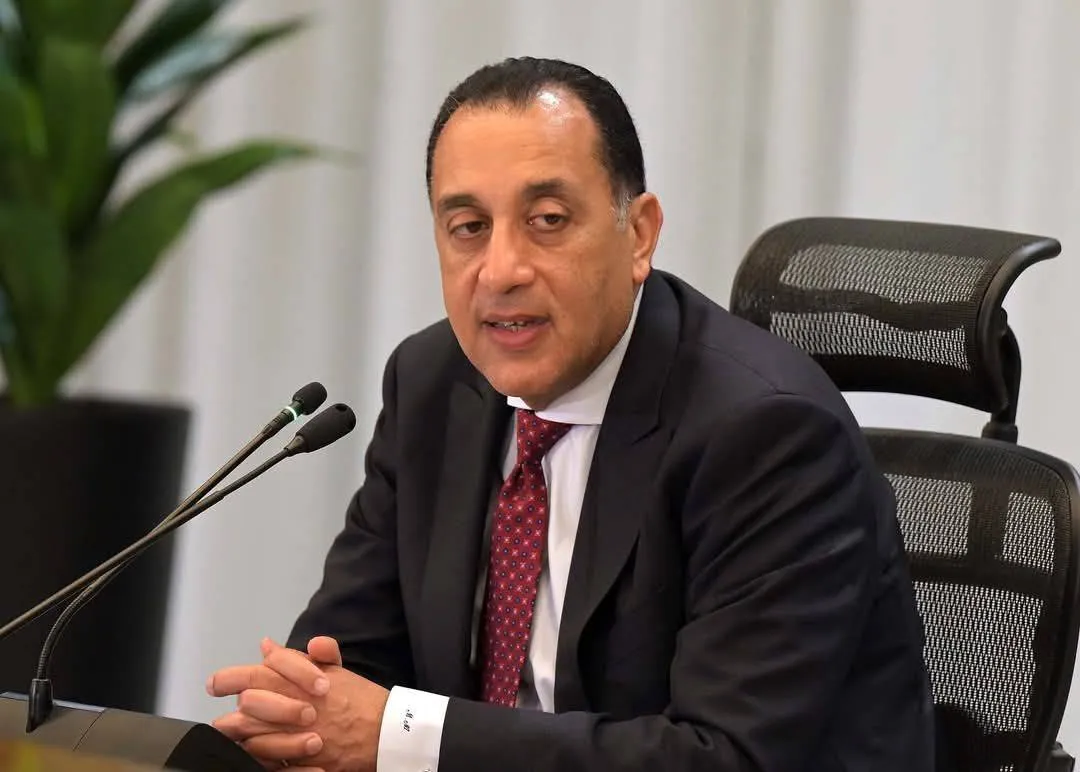 الحكومة المصرية توسع استثناءات قرار الاغلاق المبكر الجديد