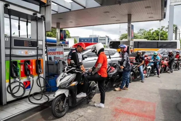 الفلبين تطلق صندوق طوارئ وتوقف مبيعات الكهرباء