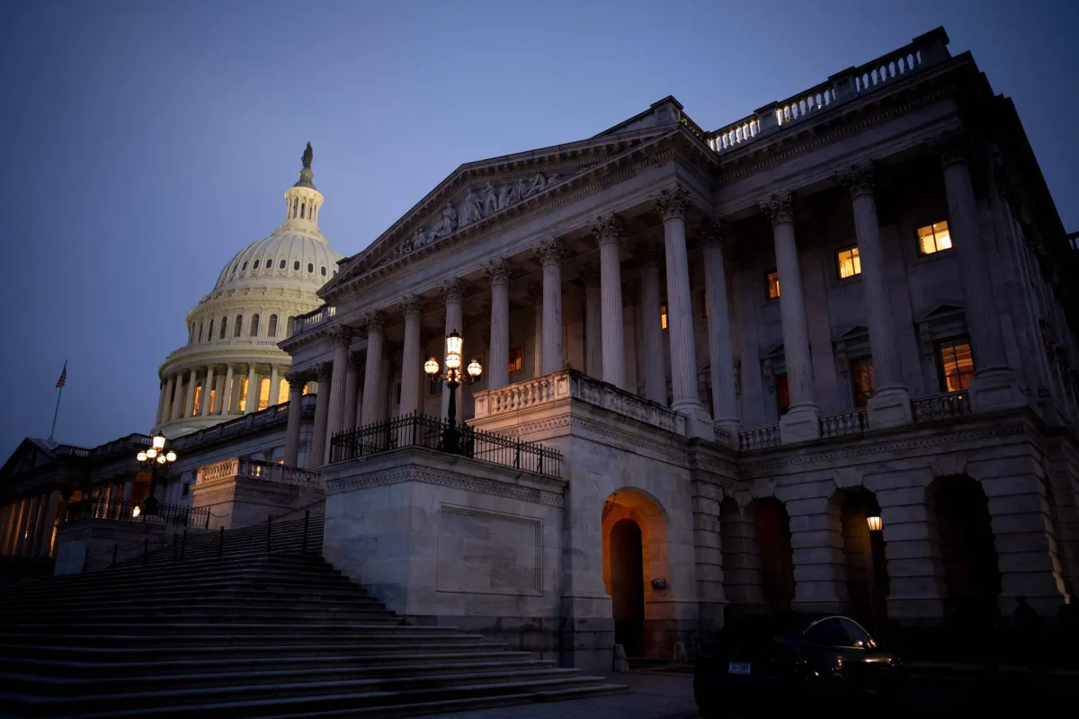 صندوق النقد يحذر من ديون امريكا رغم قوة الاقتصاد