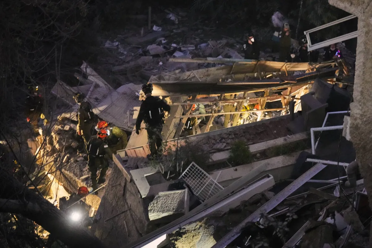 ترمب يهدد ايران بتصعيد غير مسبوق