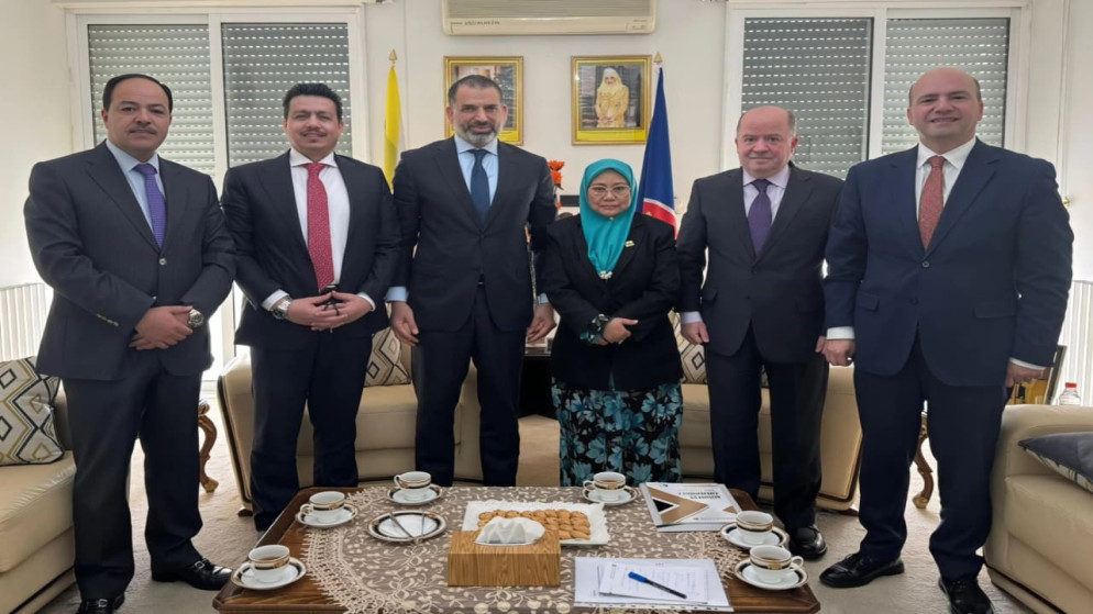 جمعية رجال الاعمال تبحث تعزيز العلاقات الاقتصادية مع الكويت وبروناي