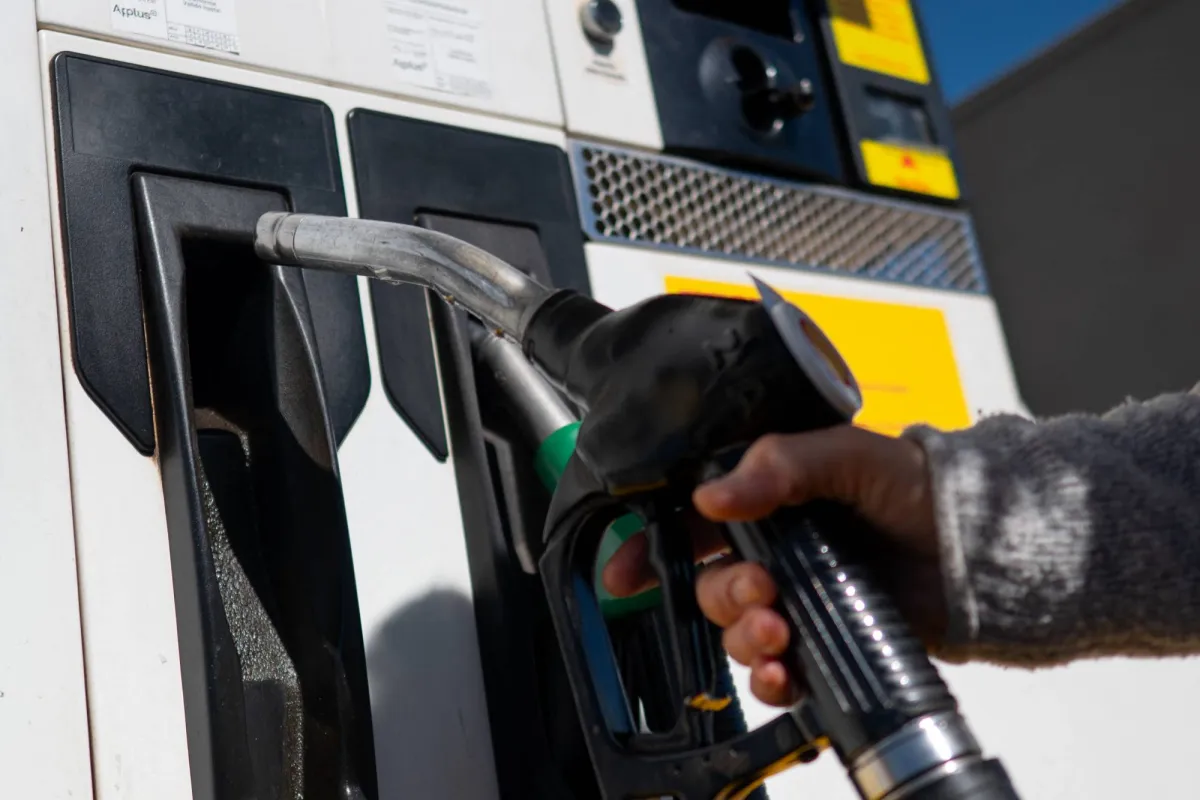 النفط يقفز فوق 110 دولارات وسط مخاوف جيوسياسية