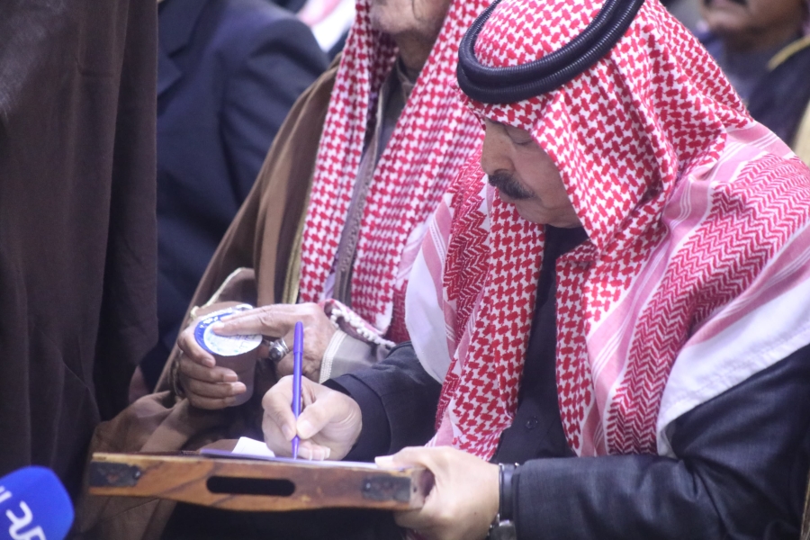 ال يالو يتكرمون بالتنازل عن حقوقهم العشائرية والقضائية (صور)